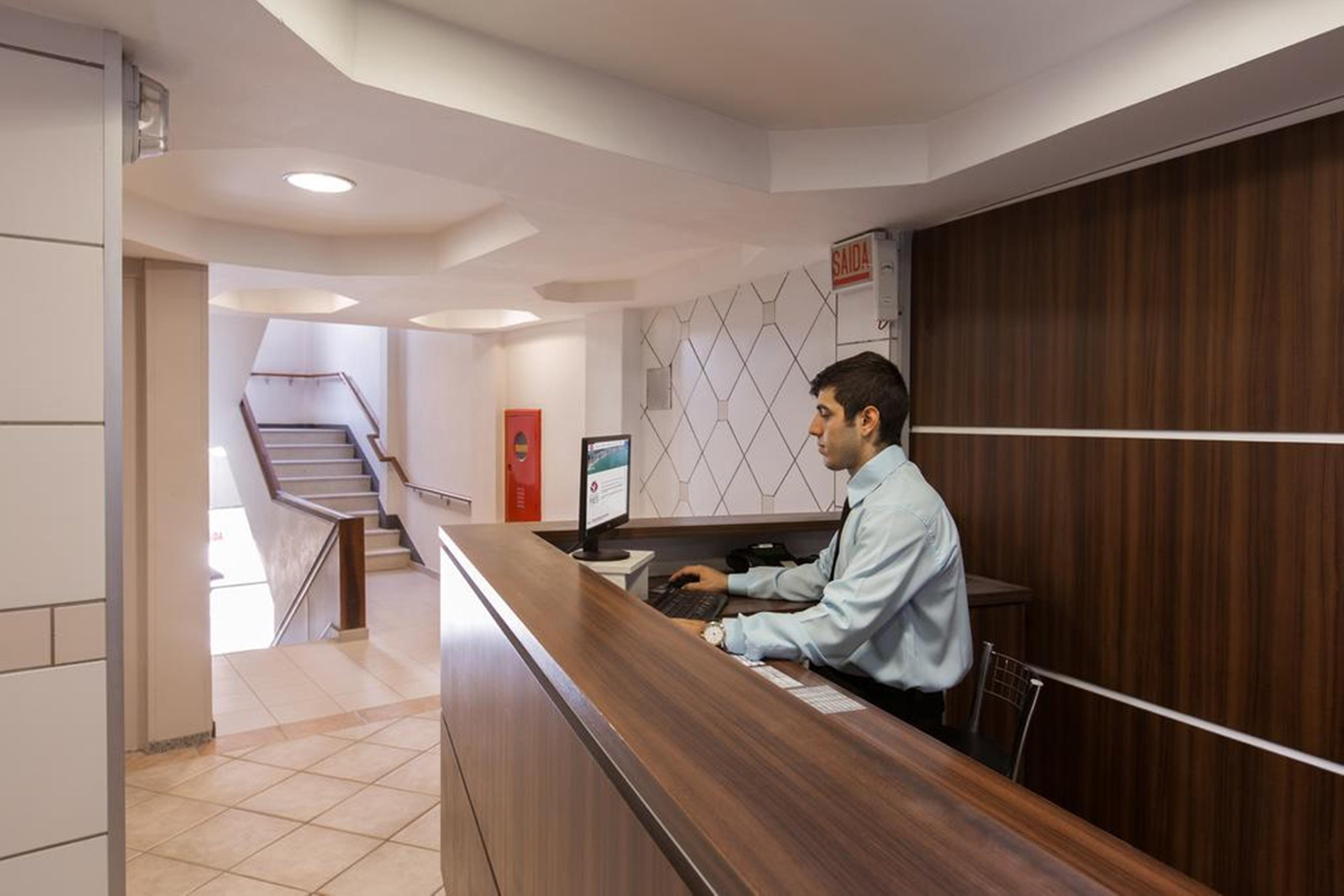 Brasil Express Hotel Balneário Camboriú Exterior foto